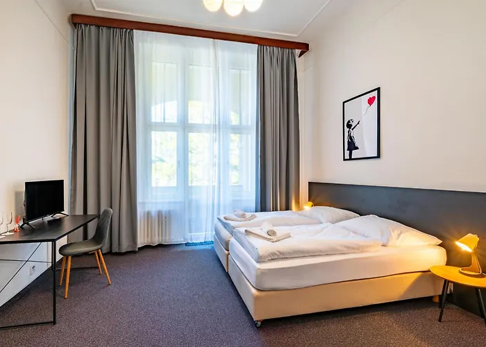 B&B Villa Hotel Bed & Breakfast 4*