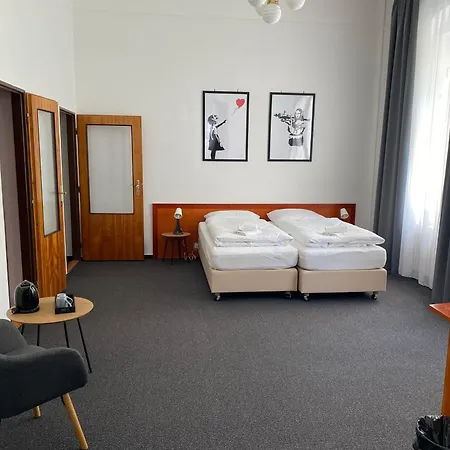 B&B Villa Hotel Bed & Breakfast *