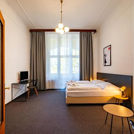 B&B Villa Hotel