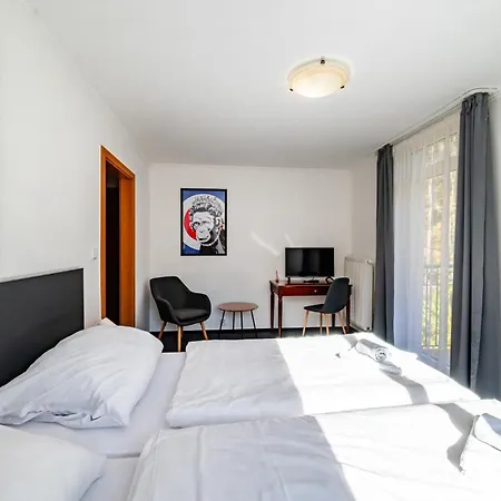 B&B Villa Hotel 3*