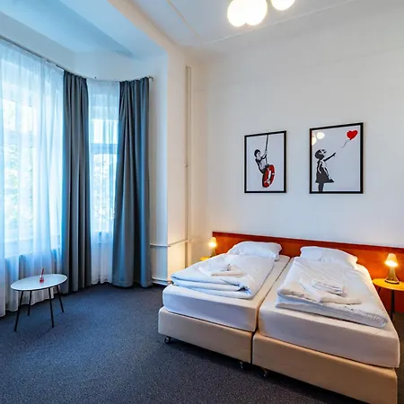 B&B Villa Hotel فندق مبيت وإفطار